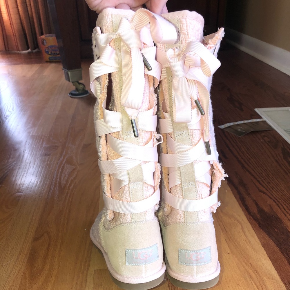 Ugg pink lace up tweed boots